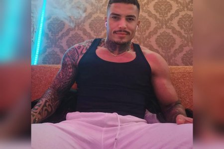 GridArt_20250522_182219503